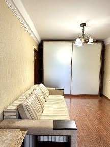 Здам 1 кімнатну квартиру на Севастопольскій площі