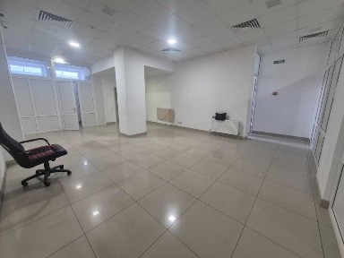ЗДАМ офісне приміщення 75м2 в центральній частині міста