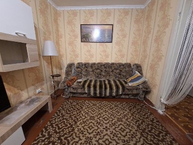 Сдам 2 комнатную квартиру на Краснова