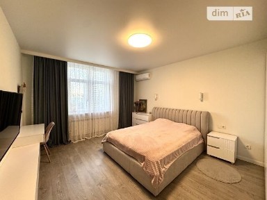 Довготривала оренда 1к квартири на вул. Микільсько-Слобідська 10 • ID 34829699