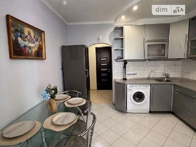 Довготривала оренда 2к квартири на вул. Лариси Руденко 10 • ID 34828342