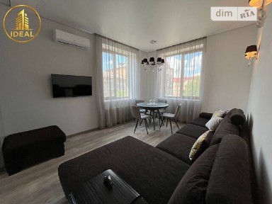 Довготривала оренда 2к квартири на вул. Комерційна 8 • ID 34827015