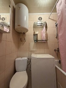 Продам однокімнатну квартиру на Безручка, 5