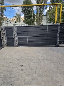 Бродам будинок на ж/м Перемога-5. Победа, Бульвар Слави