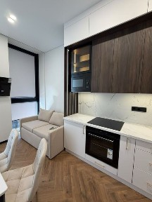 Продаж квартири поруч з парком, ЖК Uzh Towers