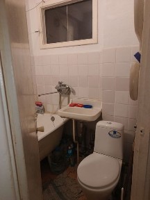 ТЕРМІНОВО продам 2- кім. кв. на 3 повер. на Космосі по вул. Північнокільцева