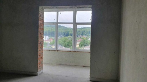 Продаж пятикімнатної дворівневої квартири в житловому комплексі комфорт класу, четвертий поверх з чотирьох, по вулиці Крип'якевича, 4, місто Винники.
