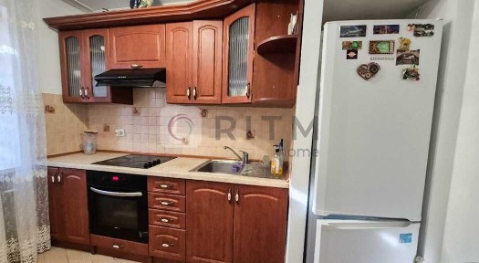 Продаж 3-х кімнатної квартири у Франківському районі.