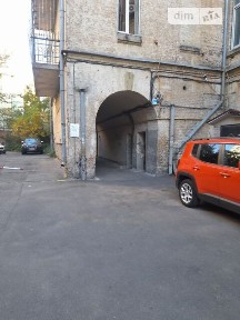 Продаж офісного приміщення 147 кв. м. на 1 поверсі на вул. Січових Стрільців 12, одноповерхова будівля • ID 34829755