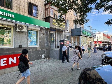 Пр. ЦентральнийЦ. ринок 44 кв. м. ТОП місце прохідняк