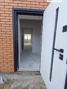 Продаж 2 поверхового будинку з ділянкою на 3 сотки, 105 кв. м, 4 кімнати, на вул. Цегельна • ID 34828347