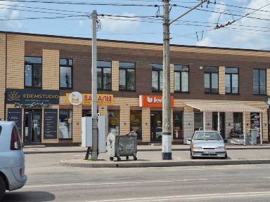 172м2 на фасаді на масиві Таращанський