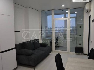 Продаж 3к квартири 53 кв. м на вул. Борщагівська 11 • ID 34830121