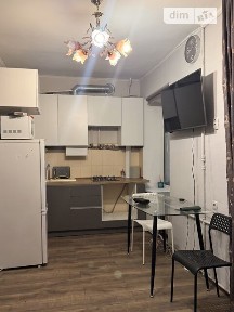 Продаж 1-км квартири Ярослава Івашкевича 8