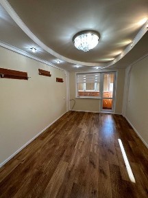 Продам 2 ох кімнатну квартиру