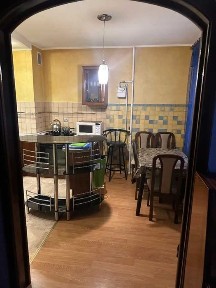 ЖМ Перемога продаж 3х кімнатної квартири 3й поверх