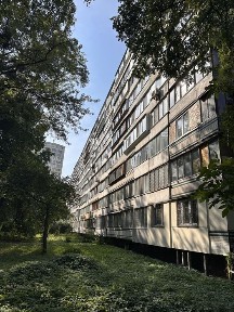 Оренда 2кв 57м Парково-Сирецька 4-А 1 поверх Газ Метро 10хв поруч КРОК