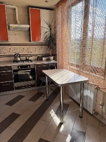 Сдам 4 ком кв первый дом м. Салтовское 522 м-рн с ремонтом