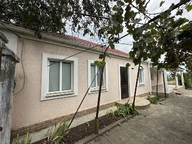 Продаж 1 поверхового будинку з ділянкою на 8 соток, 77 кв. м, 3 кімнати, на вул. Ламбертівська • ID 34892359