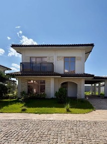 Продаж готового автономного будинку 160 м кв з травертину під Києвом