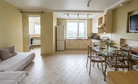 Продаж 1-кімнатної квартири 50 м², Незалежності пл.