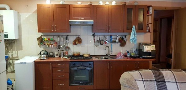 Трирівневий будинок 106 кв. м, поблизу м. Чорноморська!