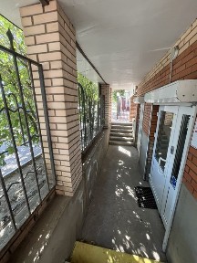 Оренда фасадного комерційного приміщення 140м2