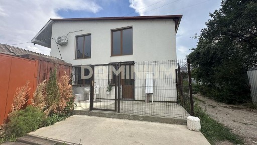 Продаж СУЧАСНОГО КОМЕРЦІЙНОГО ПРИМІЩЕННЯ з дизайнерським ремонтом