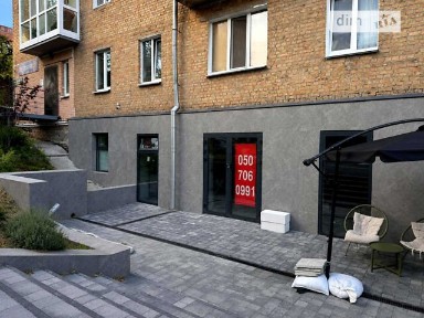 Продаж комерційного приміщення на вул. Маккейна Джона 28/25, площа 67 кв. м • ID 34832175
