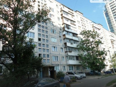 Продаж комерційного приміщення на вул. Звіринецька 61, площа 34 кв. м • ID 34831042