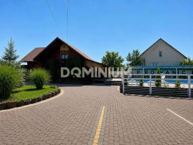 Будинок з басейном в оренду - ваш особистий куточок відпочинку