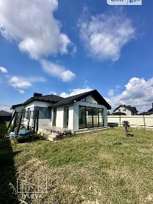 Продаж 1 поверхового будинку з ділянкою на 6 соток, 135 кв. м, 4 кімнати, на вул. Набережна п'ята • ID 34834103