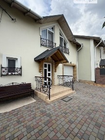 Продаж 2 поверхового дуплекса з ділянкою на 4 сотки, 200.5 кв. м, 3 кімнати, на вул. Сонячна 26 • ID 34832694