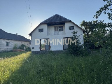 Продаж будинку в с. Чорнотисів. Земельна ділянка 16 соток