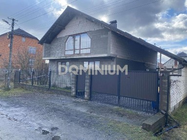 Продається будинок у м. Хуст