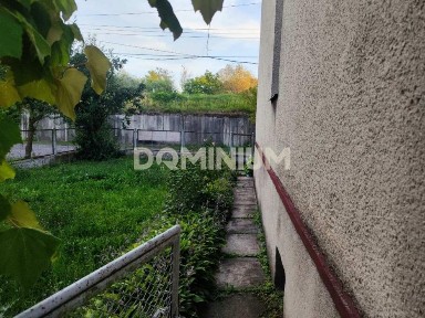 БЕЗ КОМІСІЇ. Продається двоповерховий будинок в м. Тячів