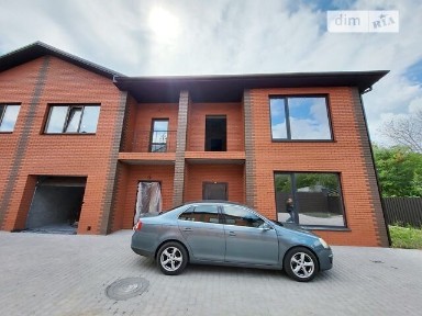 Продаж 2 поверхового таунхауса з ділянкою на 4 сотки, 160 кв. м, 4 кімнати, на вул. Сагайдачного • ID 34782332