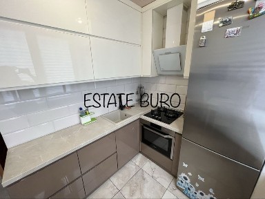 Продам 3 к. квартиру 67м2! 2 этаж /12 Полная комплектация! Метро Защитников Украины. Улица Полевая. Эксклюзив!
