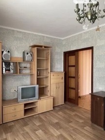 Продаж 2к квартири 50 кв. м на вул. Євгенія Логінова • ID 34835145