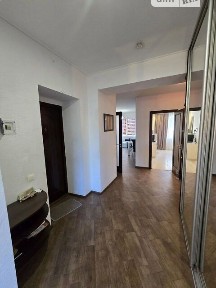 Продаж 2к квартири 82 кв. м на вул. Літературна 24 • ID 34834413
