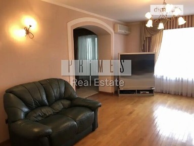 Продаж 3к квартири 121 кв. м на вул. Клінічна 4 • ID 34834046
