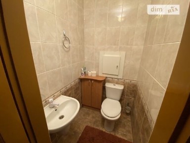 Продаж 3к квартири 111.7 кв. м на вул. Свободи • ID 34833602
