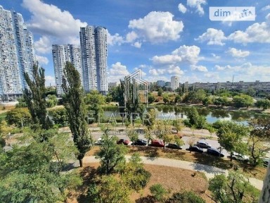Продаж 2к квартири 44 кв. м на вул. Ентузіастів 7 • ID 34833679