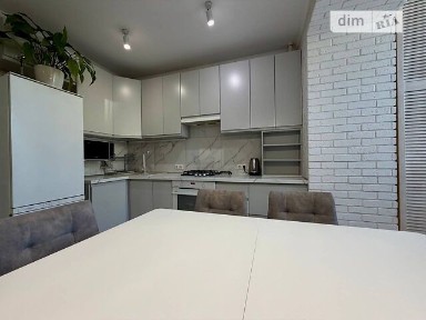Продаж 1к квартири 43 кв. м на вул. Незалежності • ID 34833302