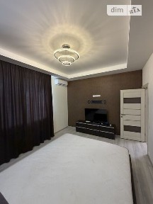 Продаж 3к квартири 76 кв. м на вул. Новоолександрівська 54 • ID 34832996