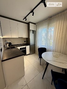 Продаж 3к квартири 76 кв. м на вул. Ревуцького 13 • ID 34832624