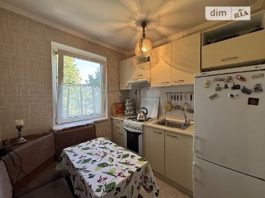 Продаж 3к квартири 65 кв. м на просп. Небесної Сотні 37 • ID 34832510