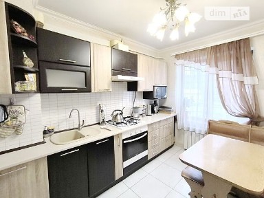 Продаж 3к квартири 63 кв. м на просп. Князя Ярослава Мудрого • ID 34831952