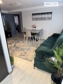 Продаж 3к квартири 70 кв. м на вул. Світла • ID 34831802