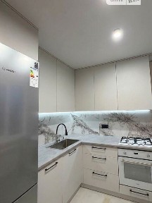 3к. квартира, Алмазний, з меблями та технікою, свіжий ремонт